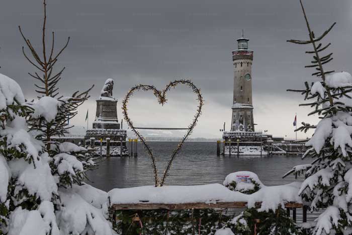 Winterlicher Hafen Lindau (Bodensee)