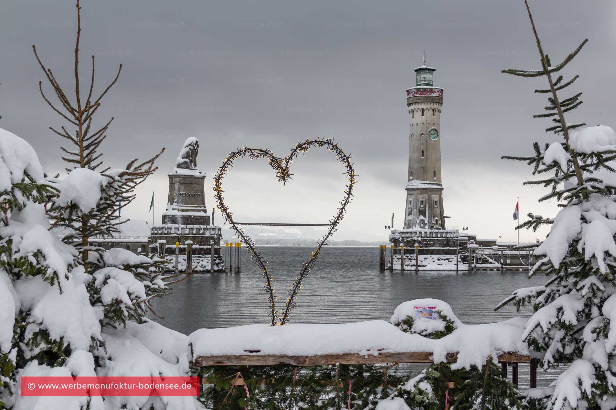 Bild + Foto - Winter im Hafen von Lindau am Bodensee